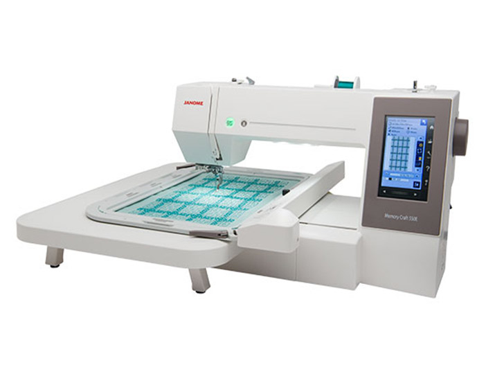 Вышивальная машина Janome Memory Craft 550E