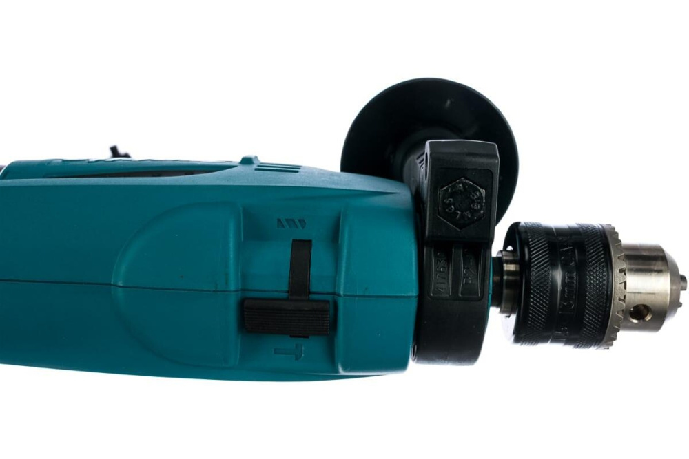 Дрель ударная Makita HP1640 680 Вт, ЗВП-13 мм, 0-2800об\м, 1.8кг, кор