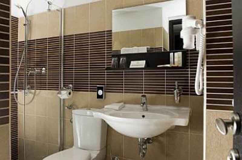 Несколько полезных советов по выбору настенного фена