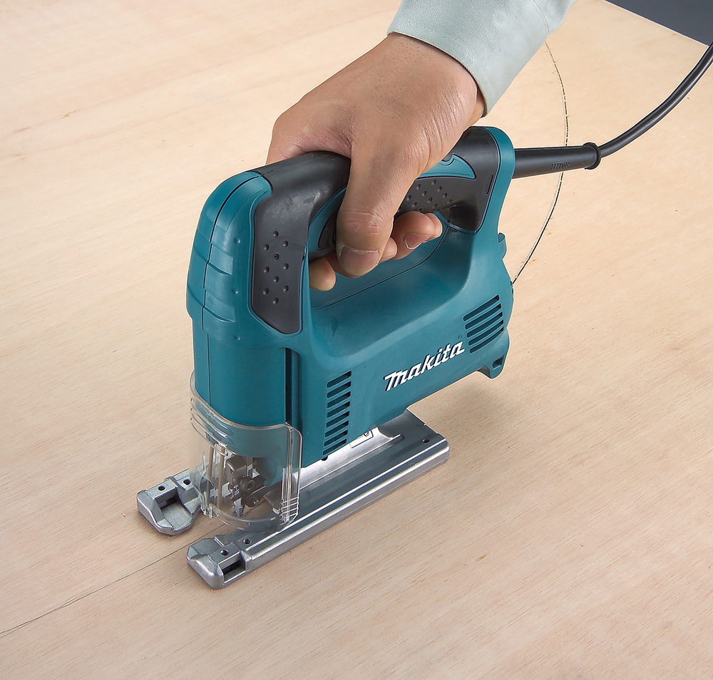 Лобзик электрический Makita 4326 450 Вт, 65 мм, 3100 об/мин