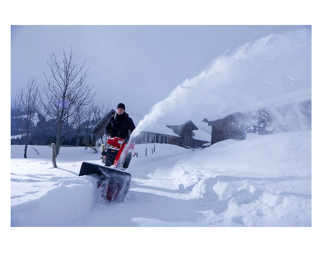 Снегоуборщик бензиновый AL-KO Premium SnowLine 700 E