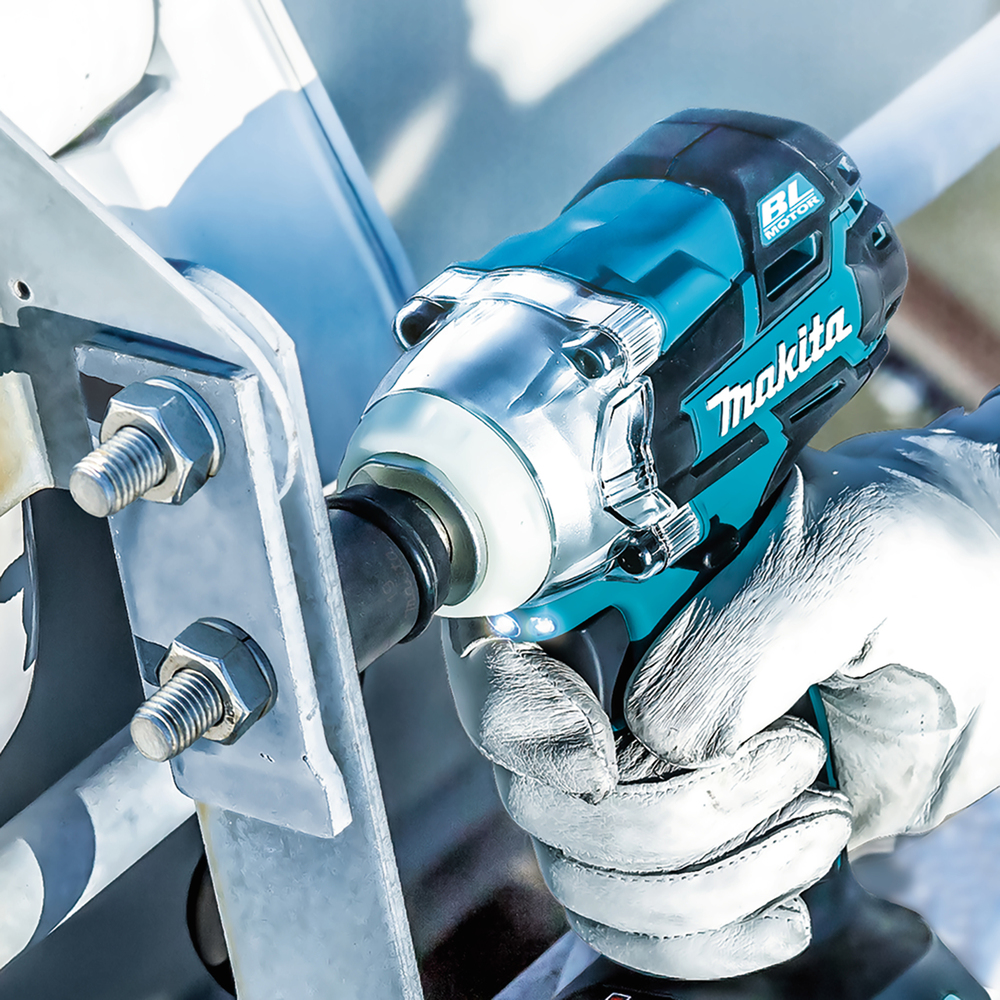 Аккумуляторный ударный гайковерт Makita DTW285Z  1/2\" LXT 18В, 1/2\", 280 Нм, 0 – 2 800 об/мин, без акб и З/У