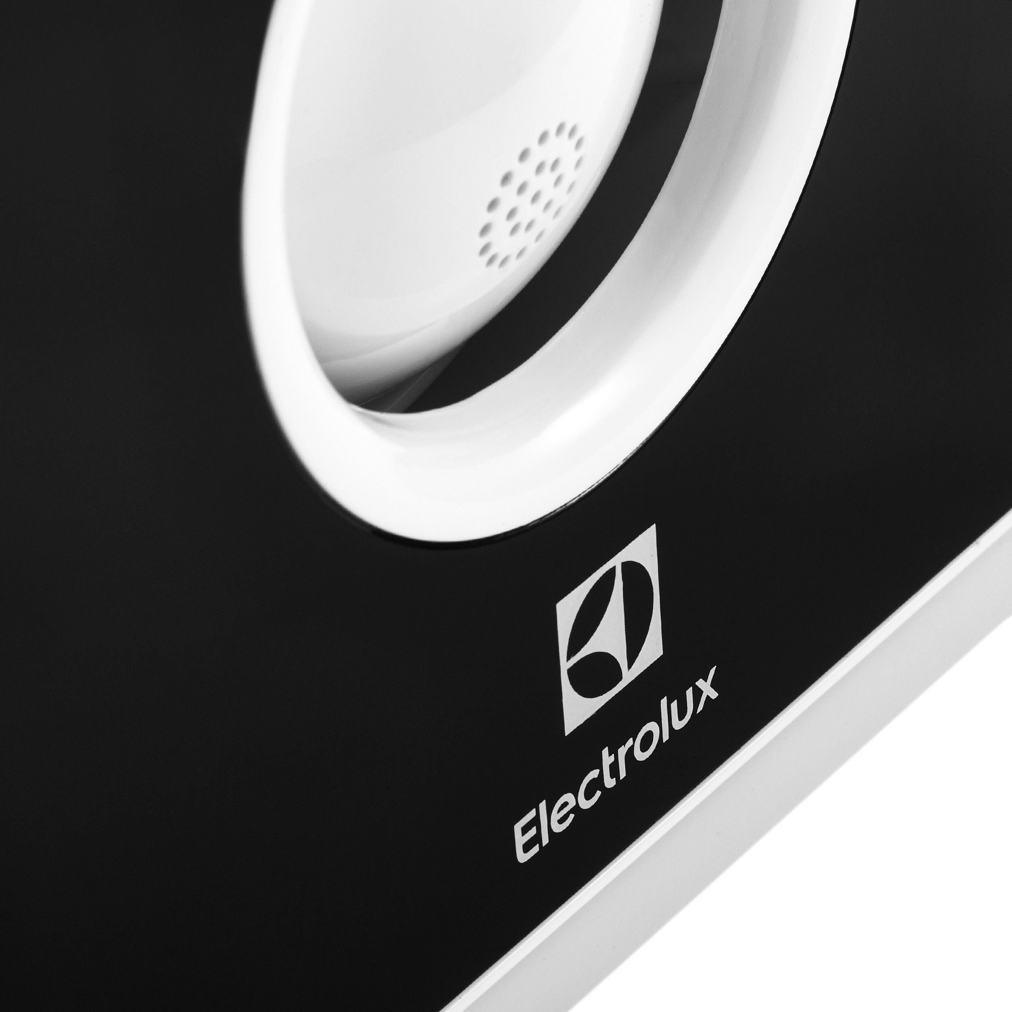 Вентилятор вытяжной Electrolux серии Rainbow EAFR-100 black
