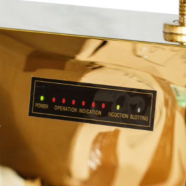 Вендинговый аппарат для чистки обуви XLD-XDWC