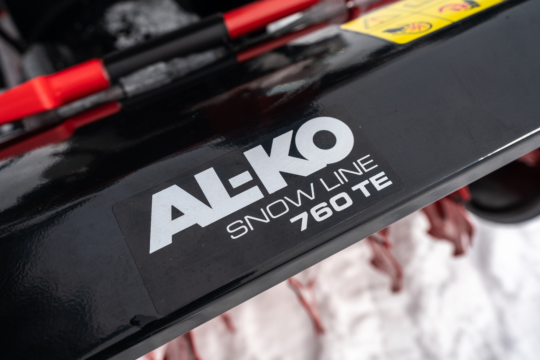 Снегоуборщик бензиновый AL-KO SnowLine 760TE