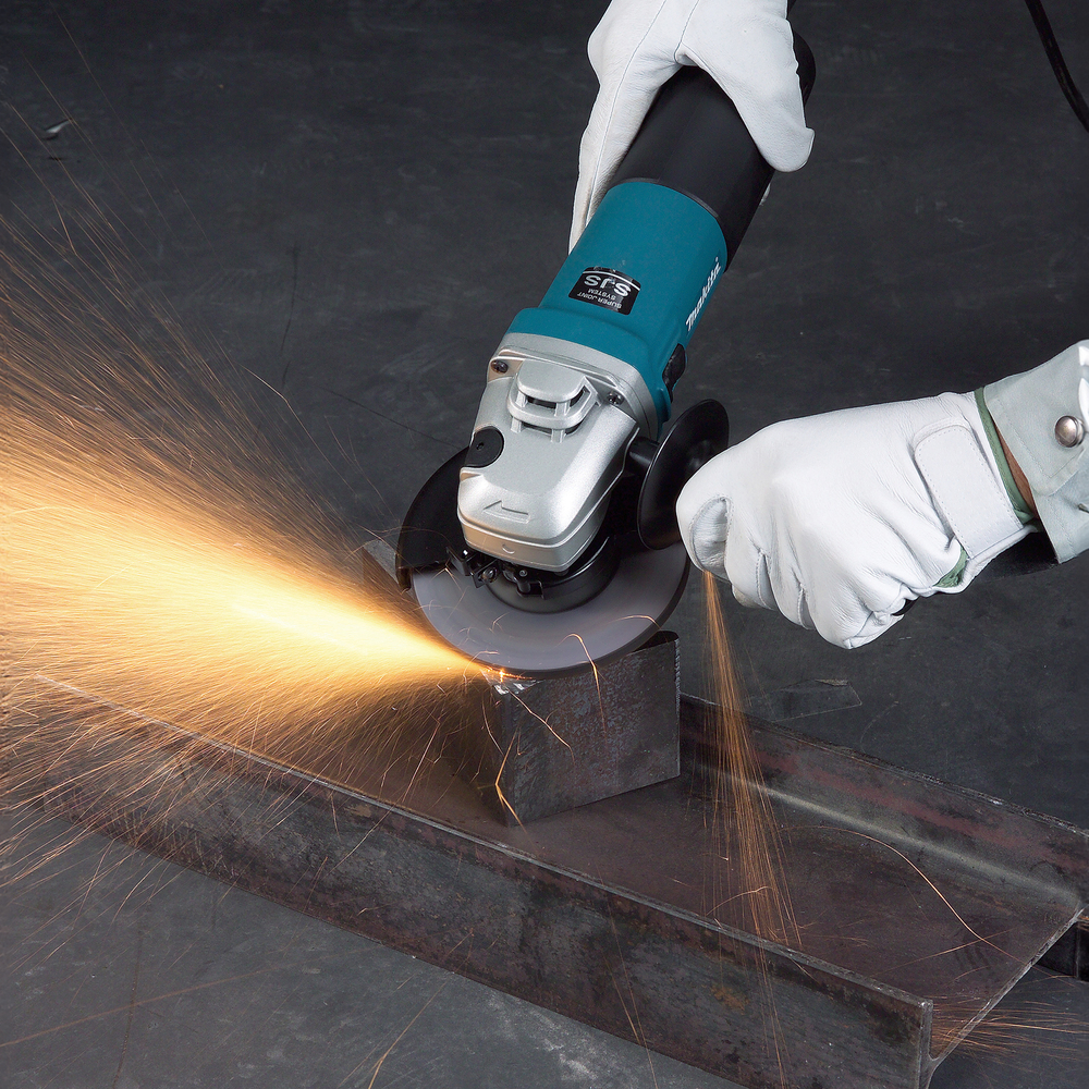 Угловая шлифовальная машина электрическая Makita 9565CVR 1400 Вт, 125 мм, 2800-12000 об/мин