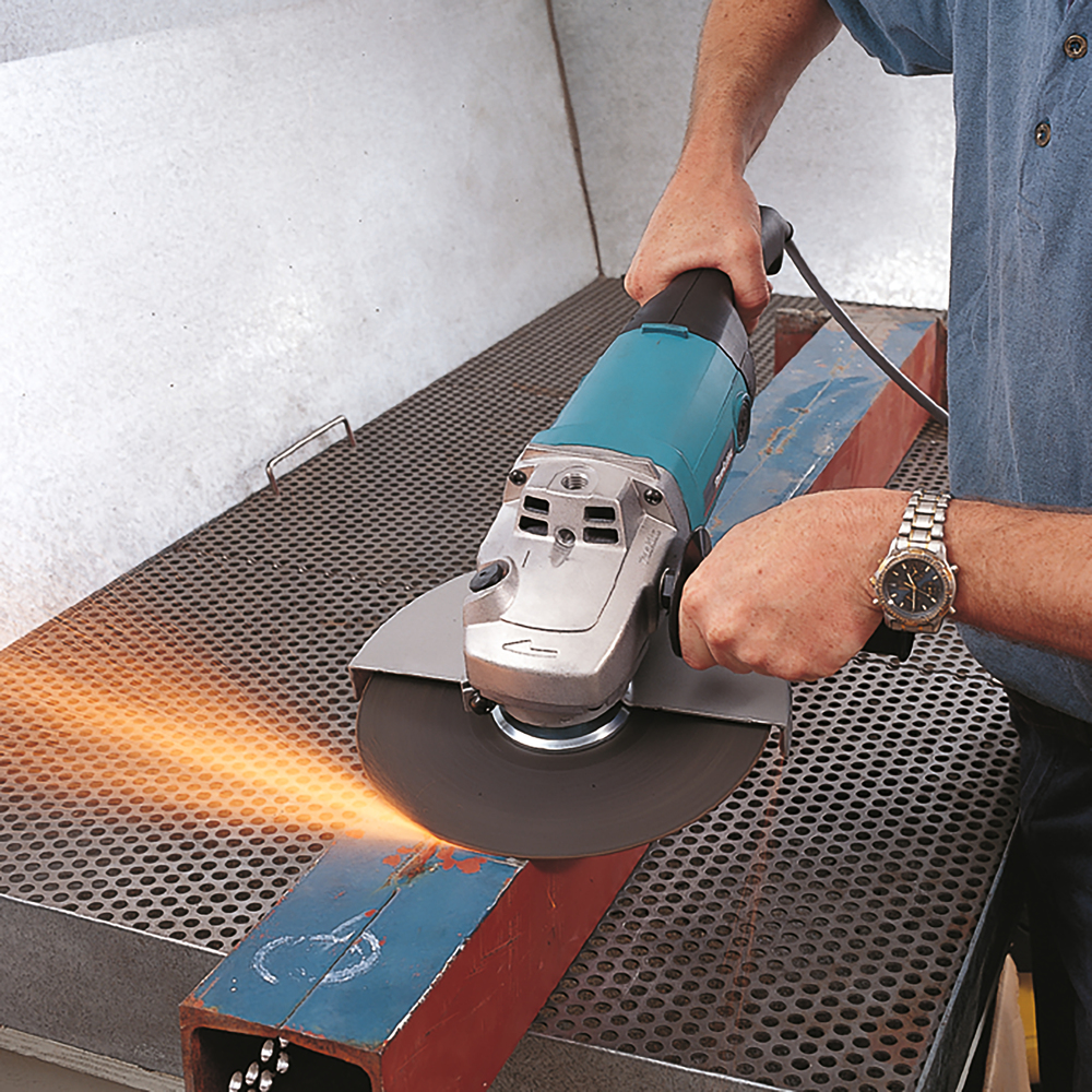 Угловая шлифовальная машина электрическая Makita 9069 2000 Вт, 230 мм, 6600 об/мин