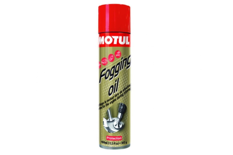 Многофункциональная смазка-аэрозоль  Motul Fogging Oil для сезонной консервации (0.4л)