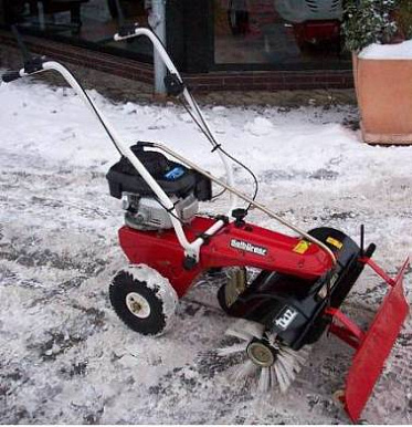 Всесезонная подметальная машина Tielbuerger TK18 B&S