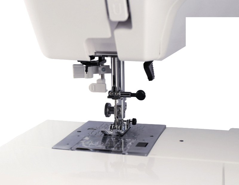 Электронная швейная машина Janome ArtDecor 724E