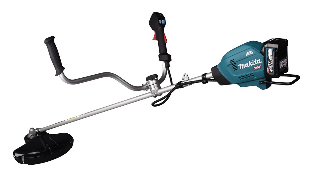 Аккумуляторная травокосилка Makita UR006GM102 XGT  40V max. 1000 Вт, d-43 см (BL4040F, DC40RA)