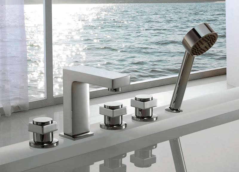 СМЕСИТЕЛЬ LEDEME L1187 ВРЕЗНОЙ В БОРТ ВАННЫ, 5 ОТВЕРСТИЙ