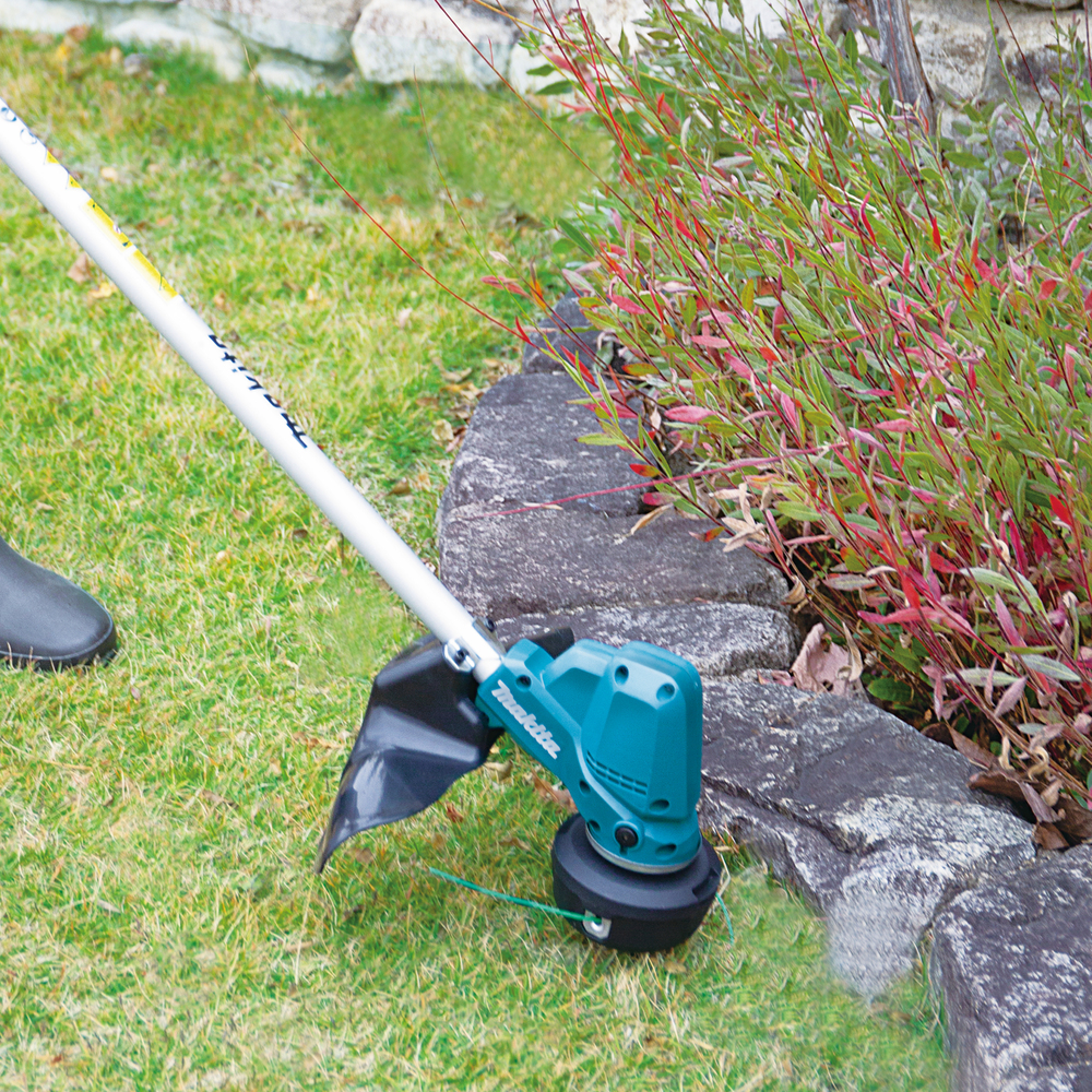Аккумуляторная травокосилка Makita DUR190URT3 LXT  18В, 2х5.0 Ач, 300 мм (2xBL1850B, DC18RC)