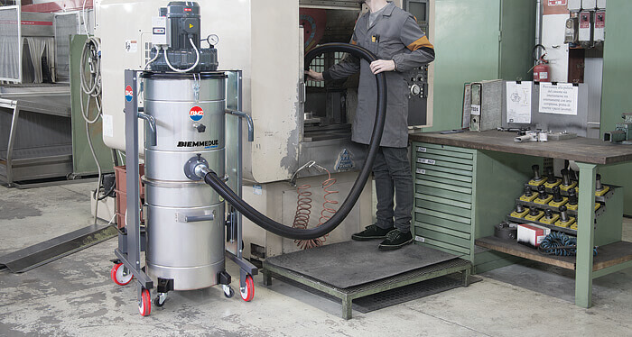 Пылесос промышленный для сбора мелкодисперсной пыли TCX– 75 P HIGH FILTRATION 380V (008.002 HF)