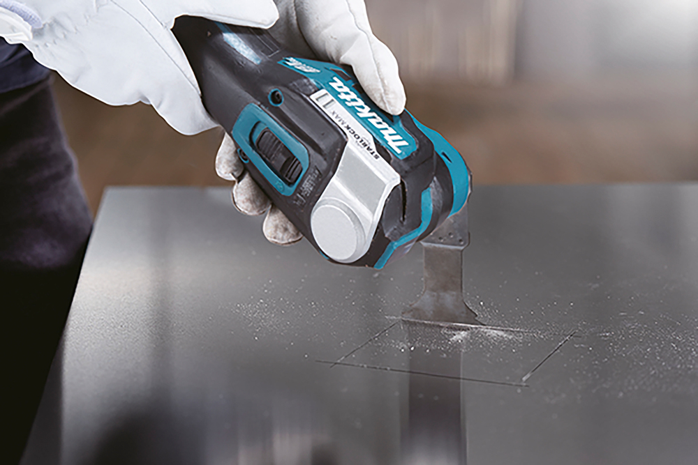Аккумуляторный многофункциональный инструмент Makita DTM52Z 18В, 10000-20000 об\мин, Starlock/Starlock Plus/Starlock Max, без акб и ЗУ