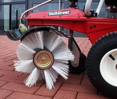 Всесезонная подметальная машина Tielbuerger TK18 HONDA