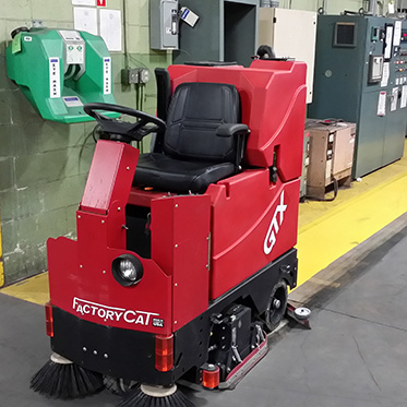 Поломоечно-подметальная машина с цилиндрическими щётками GTX 30C