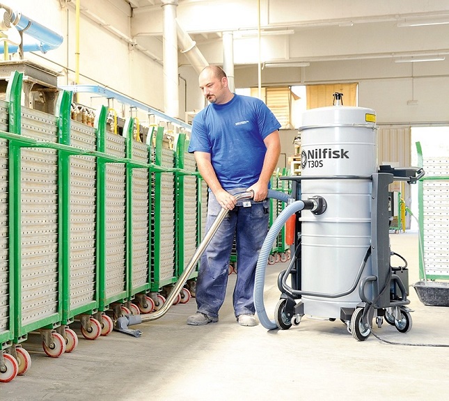 Промышленный пылесос Nilfisk T30S L100