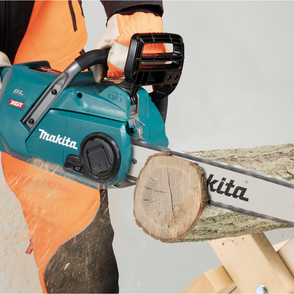 Пила цепная аккумуляторная Makita UC016GZ01 XGT 40v MAX, 1600 Вт, 16"/40 см, 3/8",1,3 мм, 25,5 м/с, безынстр., BL, WG, без акб и ЗУ