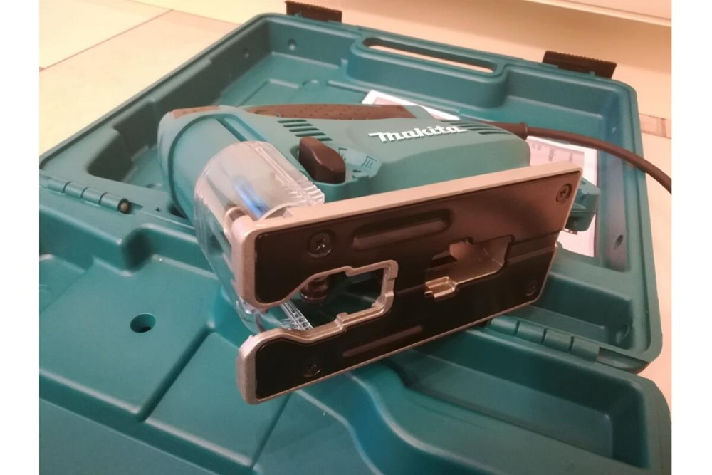 Лобзик электрический Makita 4329KX1 450 Вт, 65 мм, 500-3100 об/мин, набор A-86898