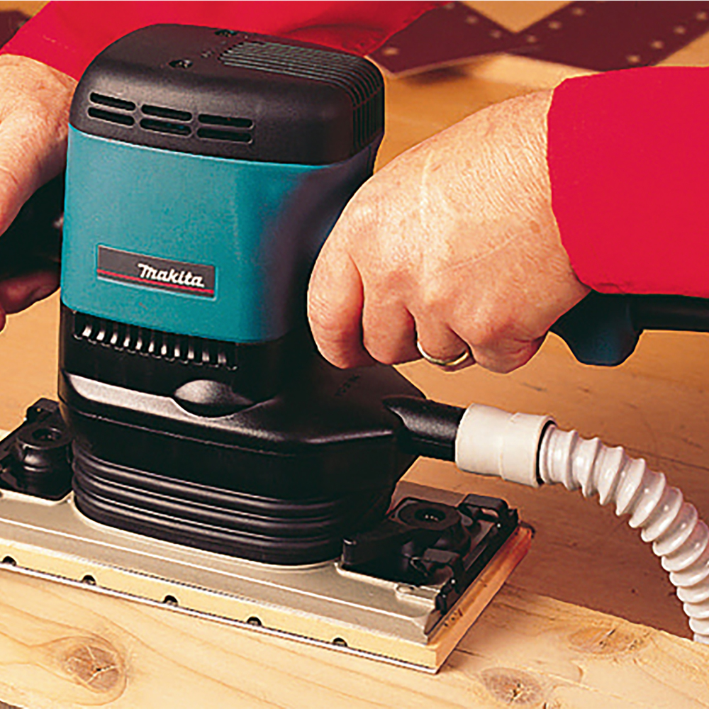 Вибрационная шлифовальная машина электрическая  Makita 9046 600 Вт, 115х229 мм, 6000 об/мин