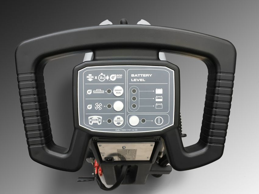 Поломоечная машина LAVOR Professional Dart 36 B с встроенным З/У LAVOR Pro 12V (разные комплектации)