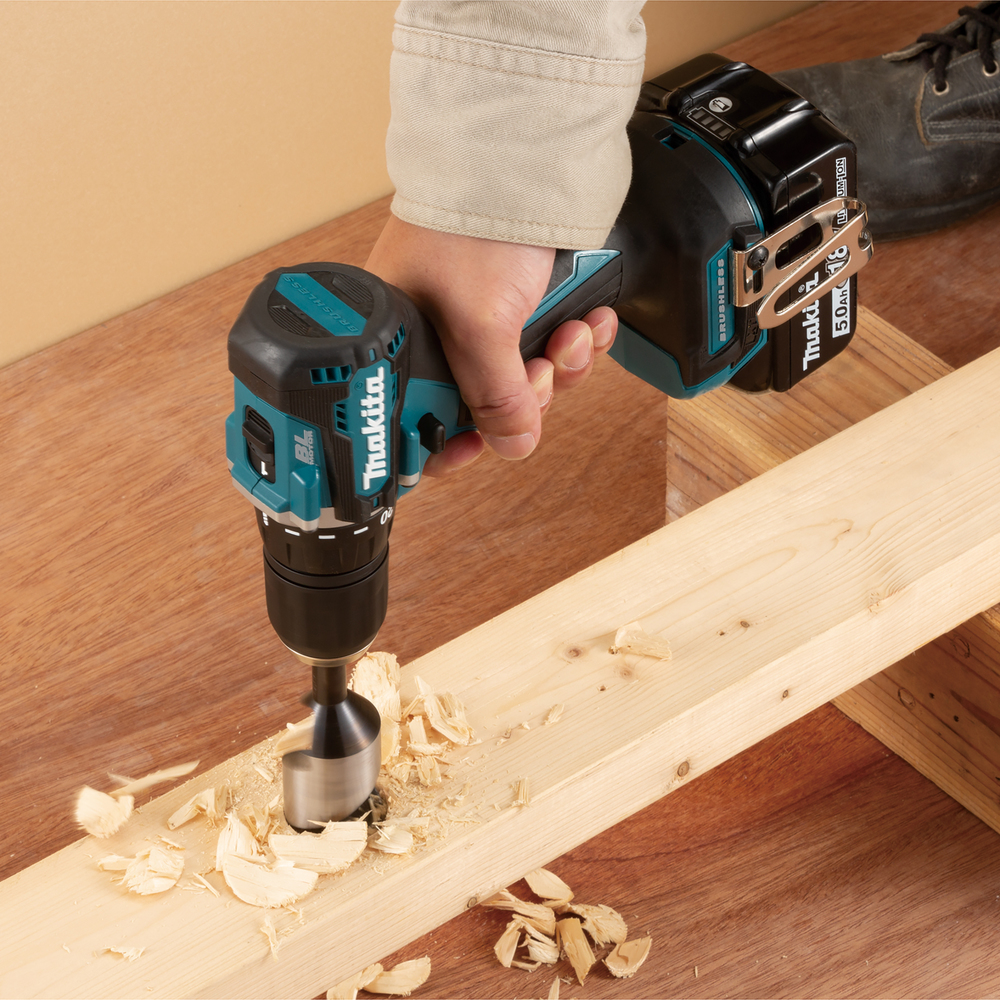 Дрель-шуруповерт аккумуляторная Makita DDF487Z LXT BL 18В, 40 Нм, 1700 об/мин, без акб и ЗУ