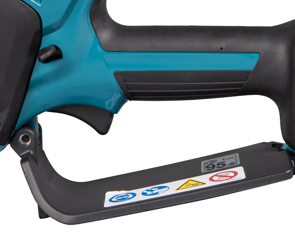 Пила цепная аккумуляторная Makita UC100DWA CXT BL 12В, 210 Вт, 4"/10 см, 0,325", 1,1 мм, 8 м/с, XPT, (BL1021B,DC10WD)