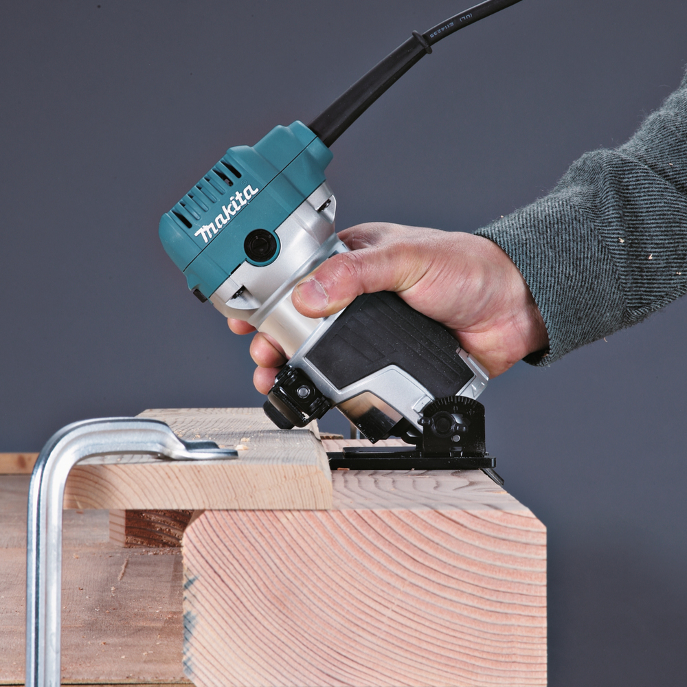 Фрезер кромочный электрический Makita RT0700CX2 710 Вт, 6-8 мм, 10000-30000 об/мин