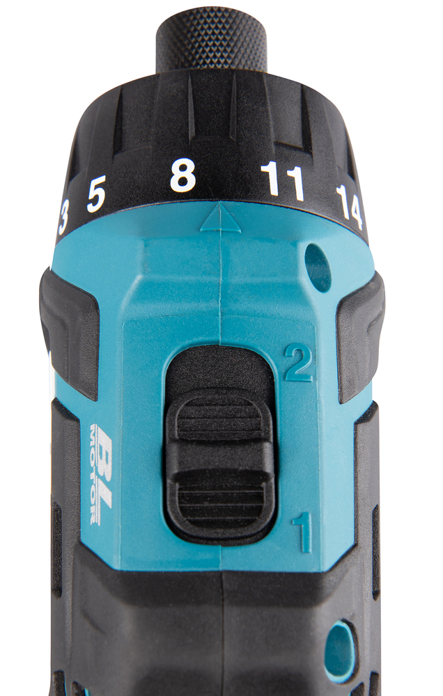 Дрель-шуруповерт аккумуляторная Makita DF032DZ CXT 10.8В, 35 Нм, 1500 об/мин, без акб и ЗУ