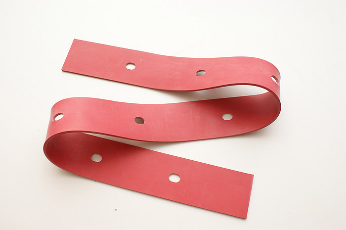 Скребок резиновый задний GT50, LAVAMATIC501-604, СТ40-70 (45195 MPVR)