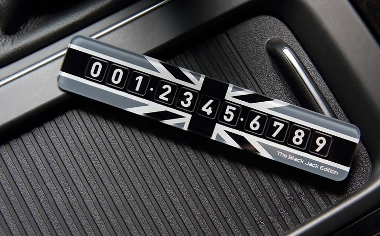 Табличка с номером телефона в автомобиль GV704