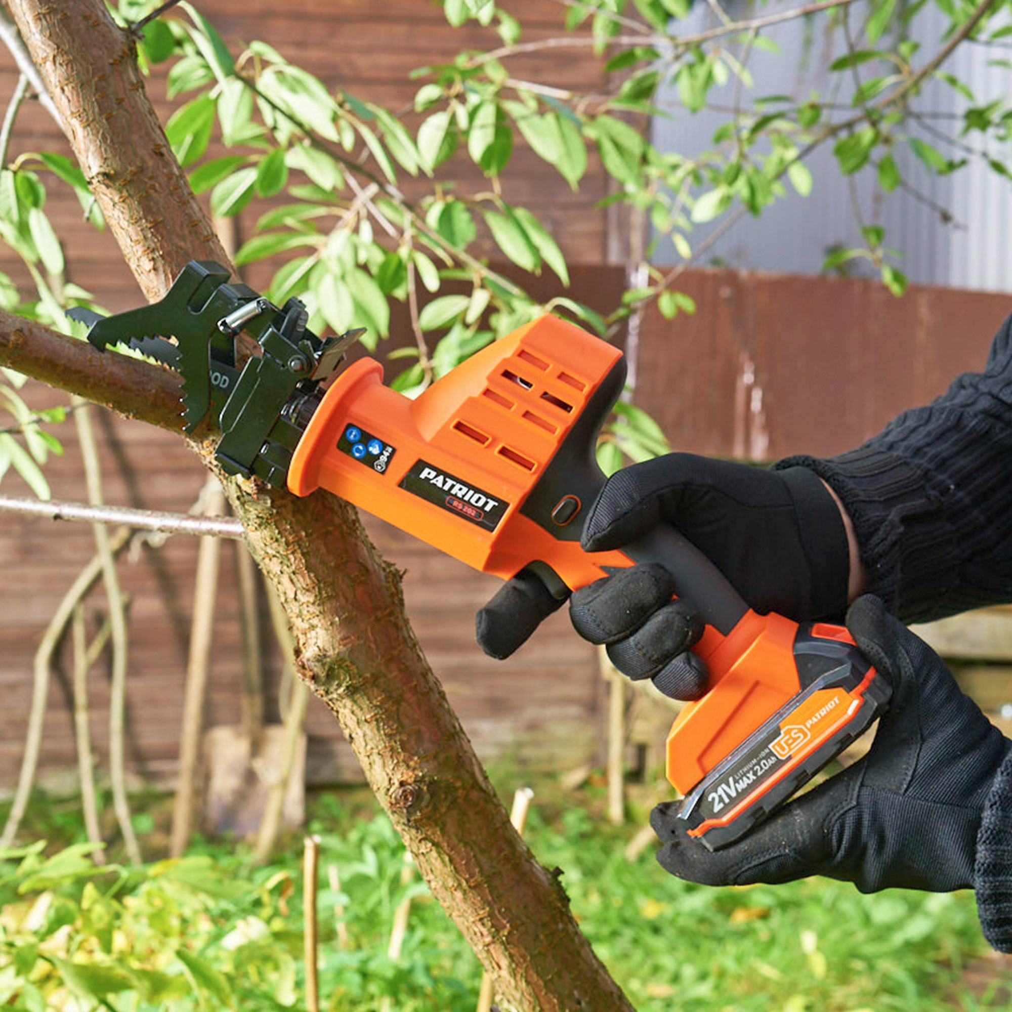 Пила садовая сабельная аккумуляторная PATRIOT RS 202 21В UES (без акб и зу)