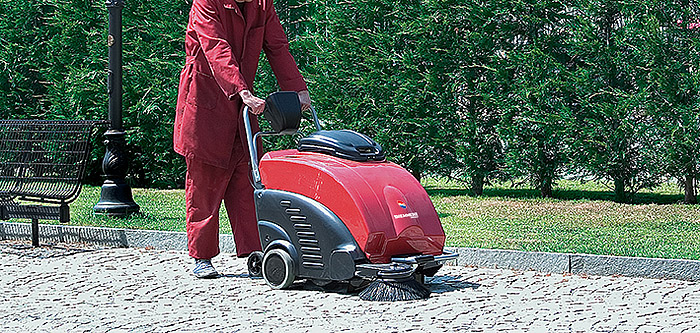 Подметальная машина DUSTY 850 STH