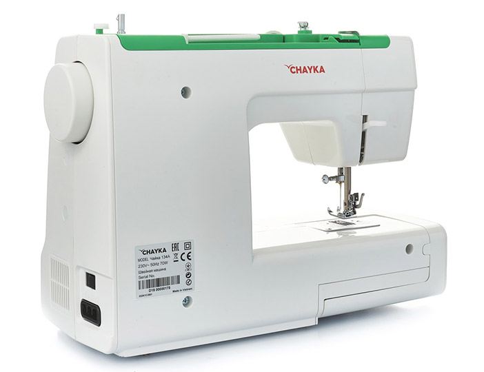 Электромеханическая швейная машина CHAYKA модель ЧАЙКА 134А