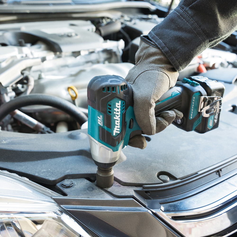 Гайковерт ударный аккумуляторный Makita TW160DZ CXT 12В, 3/8\", 160 Нм, 0 – 2400 об/мин, без акб и ЗУ