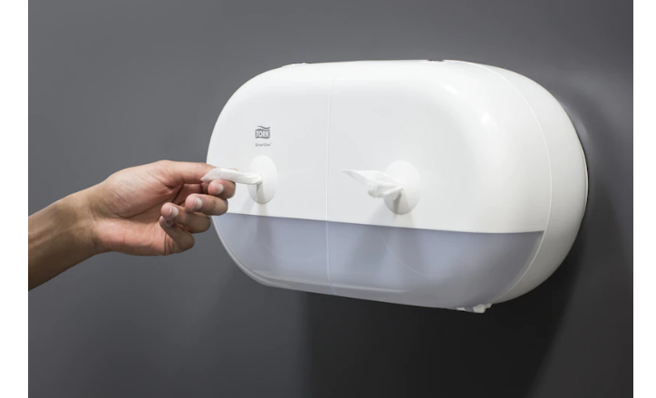 682000 Tork SmartOne® двойной диспенсер для т.бумаги в мини-рулонах