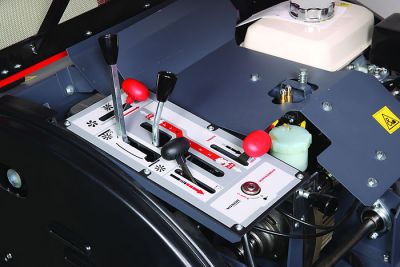 Подметальная машина с посадочным местом DUSTY 1100 STH