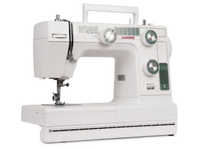 Электромеханическая швейная машина Janome LE 22