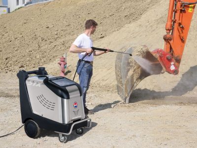 Мойка высокого давления с подогревом воды SUPER PLUS 200/18