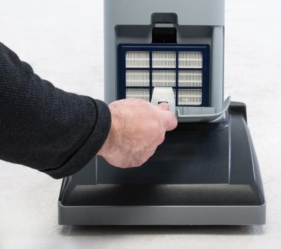 Вертикальный пылесос для сухой уборки Nilfisk VU500 15