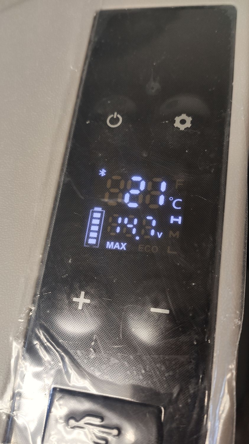 Холодильник дорожный на колесах C50