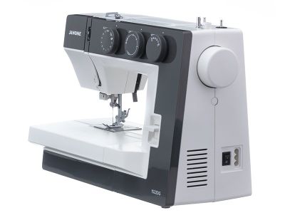 Электромеханическая швейная машина Janome 1522DG
