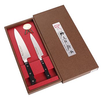 Подарочный набор Satake Stainless Bolster из 2 ножей (803-625,803-663)в картонной подарочной коробке.