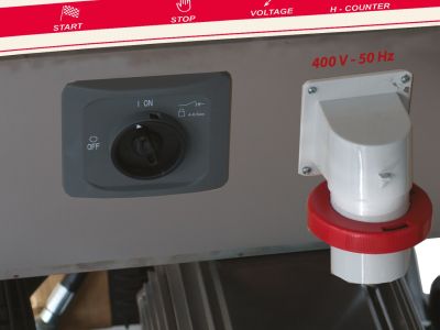 Мойка высокого давления без подогрева воды с бензиновым двигателем MAGNUM 330/23-4S