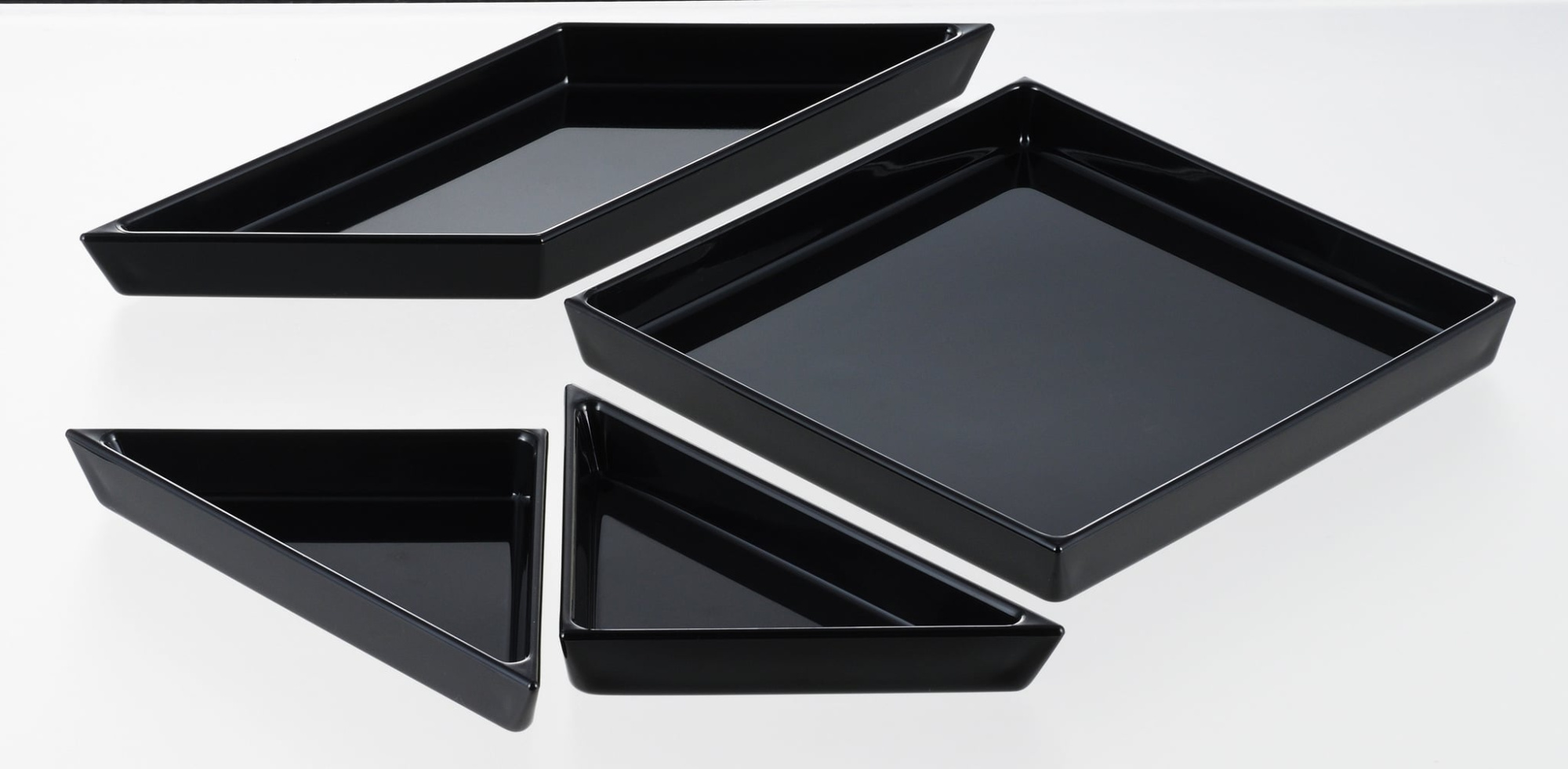 Набор сервировочный, красно-черный Kawasaki Plastics