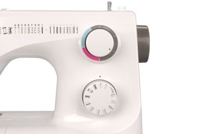 Электромеханическая швейная машина CHAYKA NEW WAVE 735