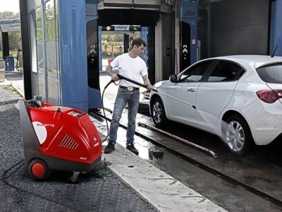 Мойка высокого давления с подогревом воды SUPER PLUS 250/15