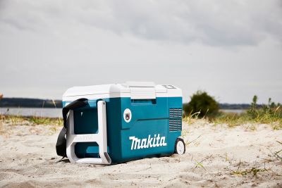 Холодильник аккумуляторный с функцией подогрева DCW180Z 18 В, DС - 12В, AC - 220В, 20 л, без акб и ЗУ