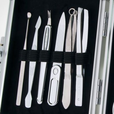 Маникюрный набор 777 твердый кейс 11 в 1 TS-16000